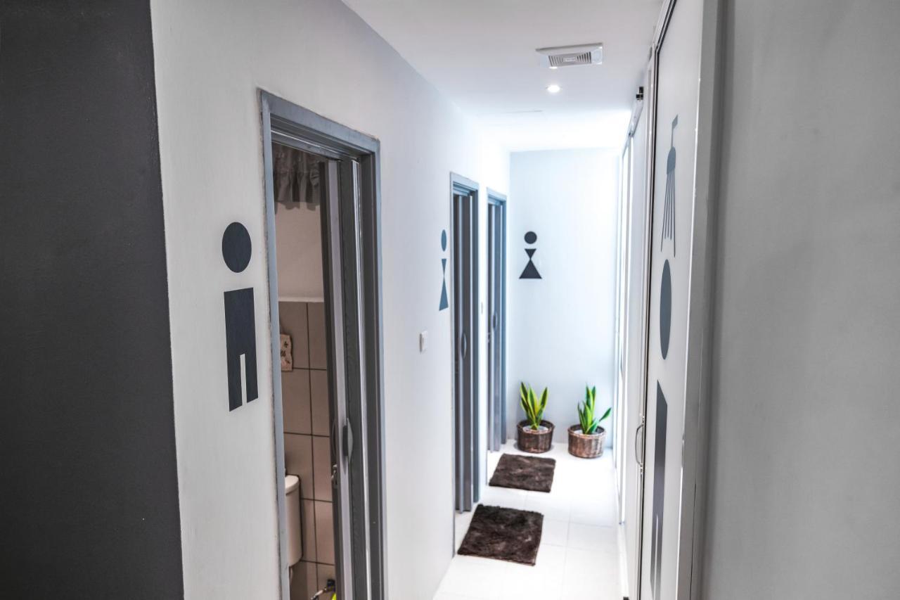 Vibrant Hostel Kota Kinabalu Bagian luar foto